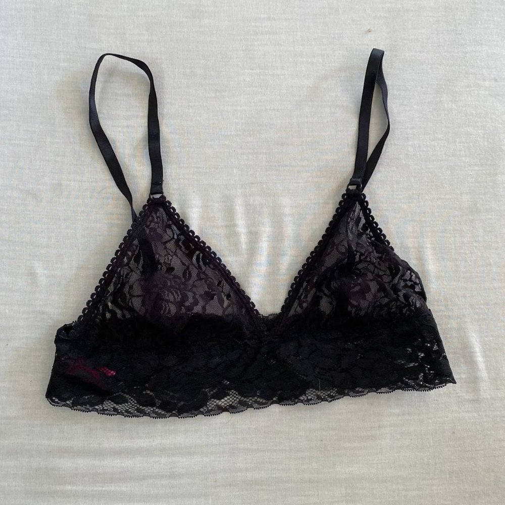 FREE ADD-ON: Material Girl Lace Bralette in Black Lace, sz: 34